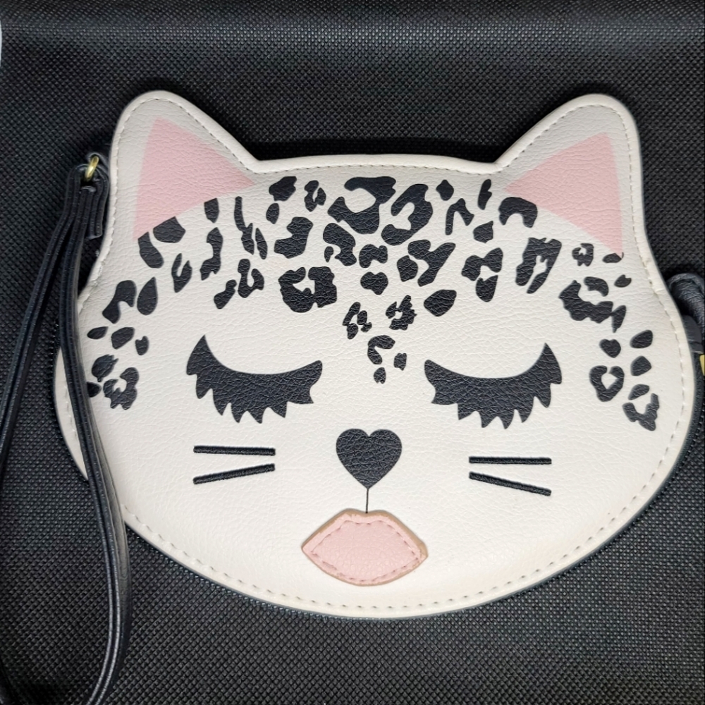 Betsey Johnson Cat wristlet/ coin purse